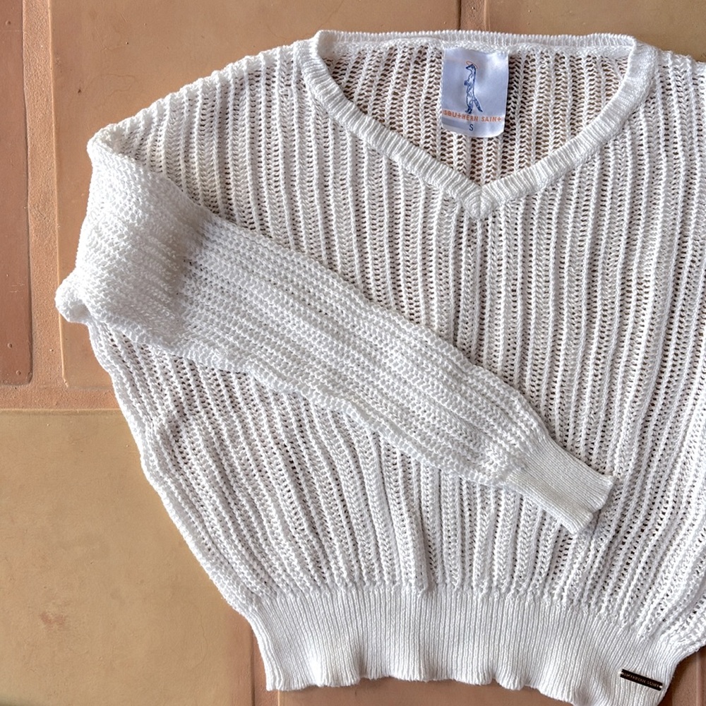 Women's Open Weave Knit Top | White size S NWOT perfect fit.